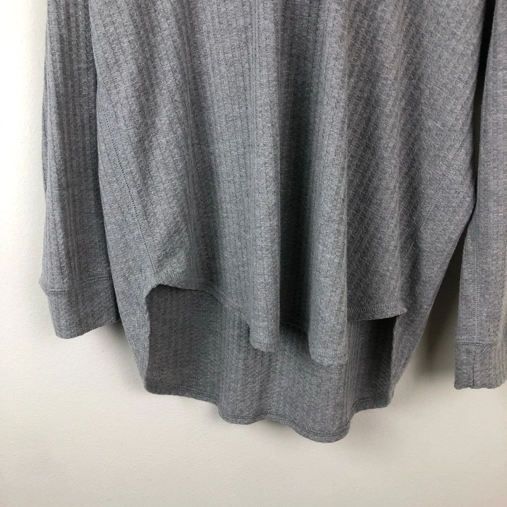 Chaser- Long Sleeve Waffle knit top with good size: L - Picture 2 of 8